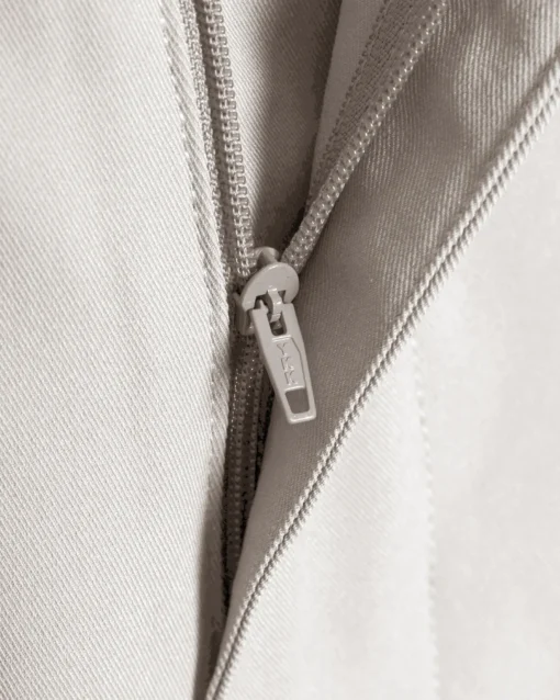 Straight Pleated Pants Cream