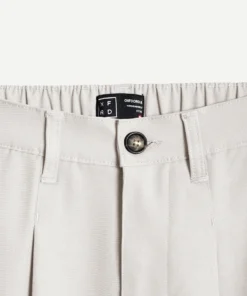 Straight Pleated Pants Cream